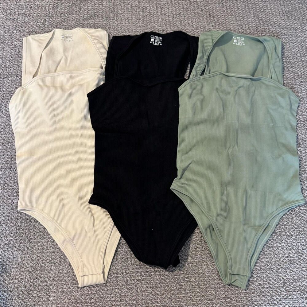 QQQ Bodysuit Womens Medium 3 Pack Black Green Beige Sleeveless Ribbed Stretch